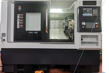 FANUC Kontrollü CNC Torna Makinesi